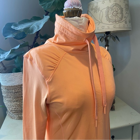 Layer 8-Fleece Lined Cowl Neck Pullover Sweatshirt - Picture 4 of 9